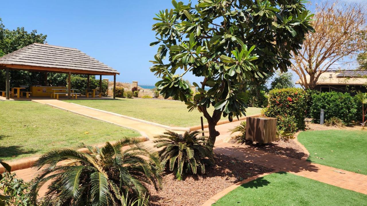 Samson Beach Chalets Point Samson Extérieur photo